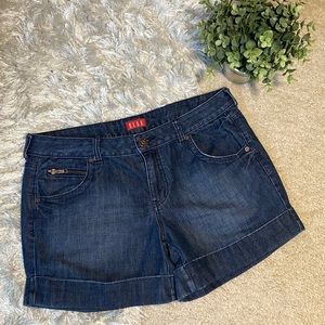 Elle Dark Wash Demin Cuffed Shorts 12